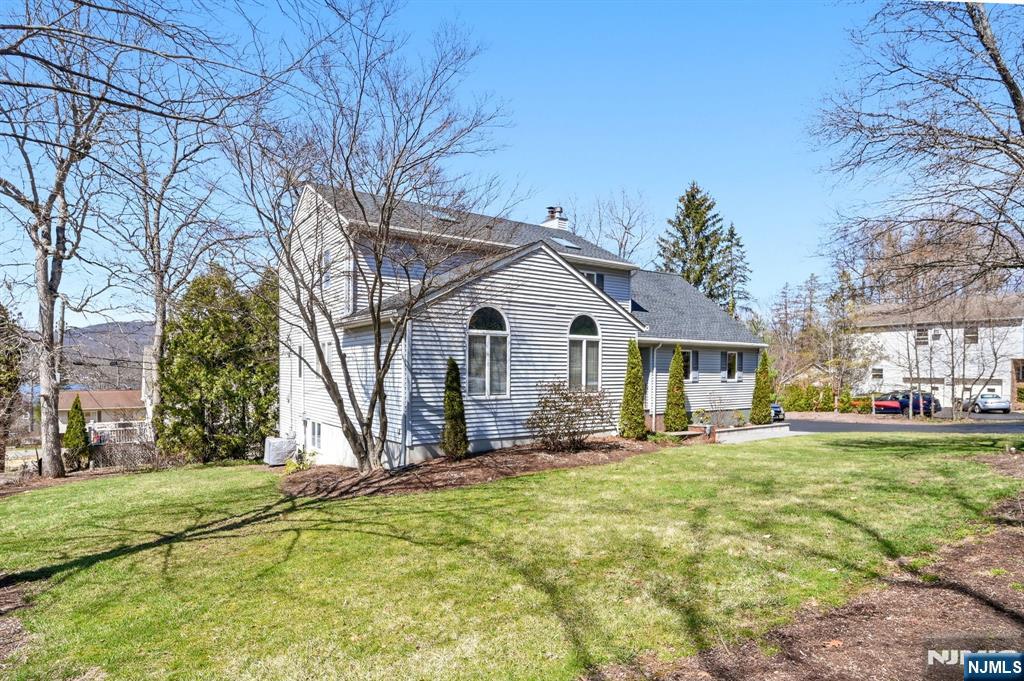 18 Tice Road, West Milford, NJ 07421 Listing Photo  34