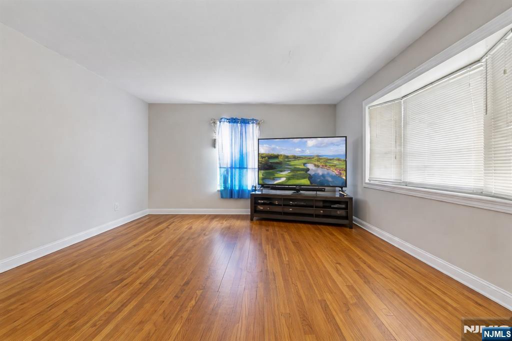103 Glenbrook Parkway - Photo 3