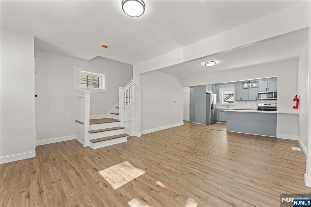 18 Hilton Avenue - Photo 3