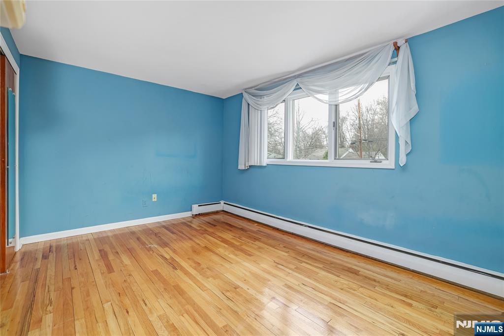 31 Collins Avenue, Closter, NJ, 07624