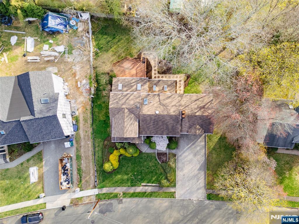 31 Collins Avenue, Closter, NJ, 07624