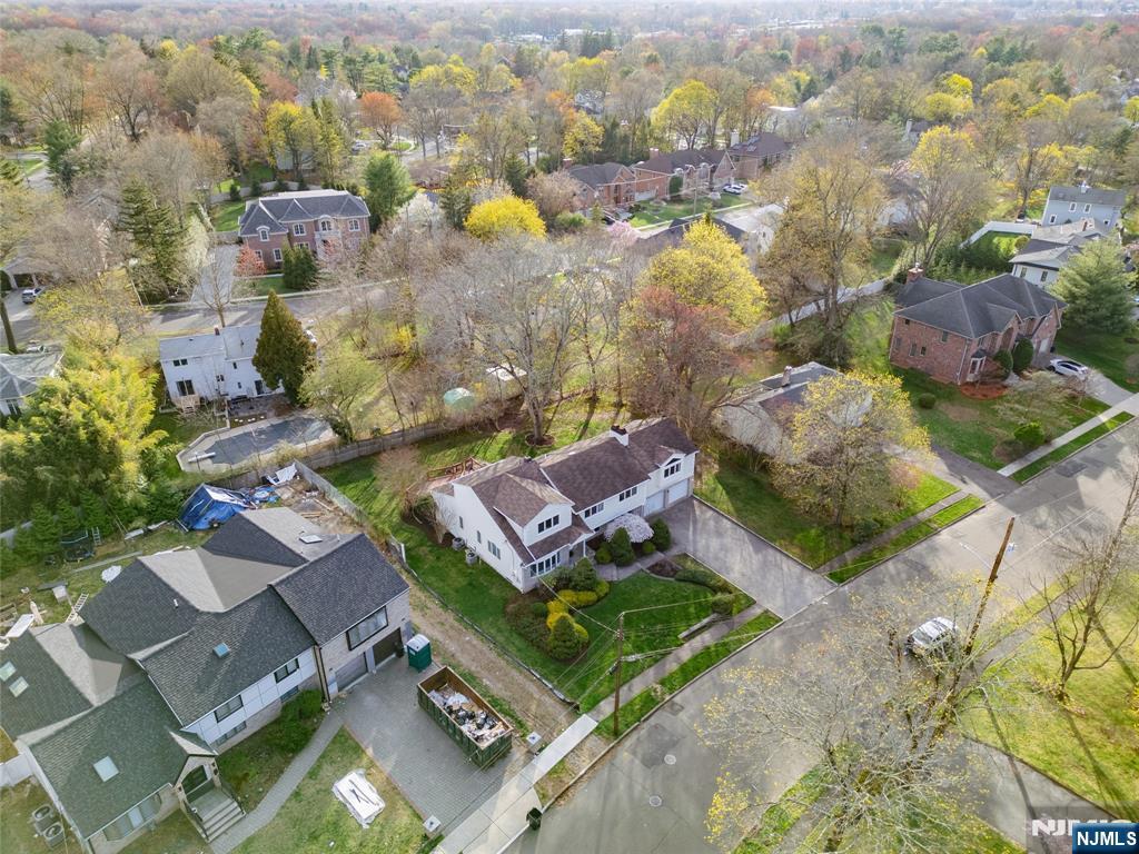 31 Collins Avenue, Closter, NJ, 07624