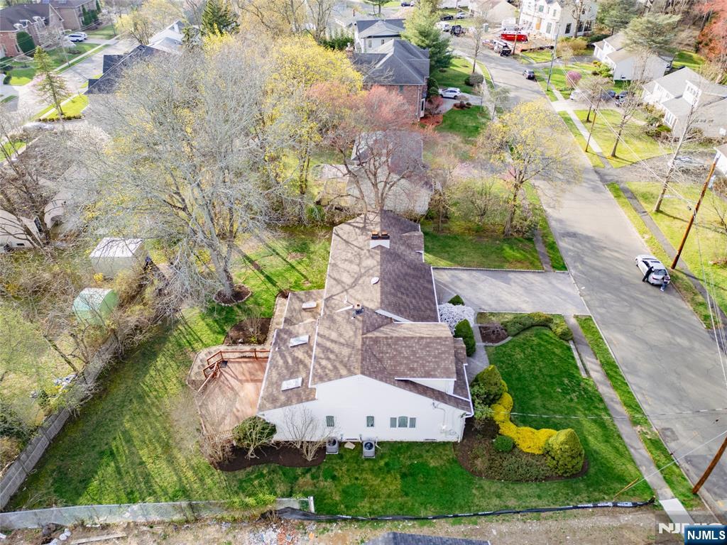 31 Collins Avenue, Closter, NJ, 07624