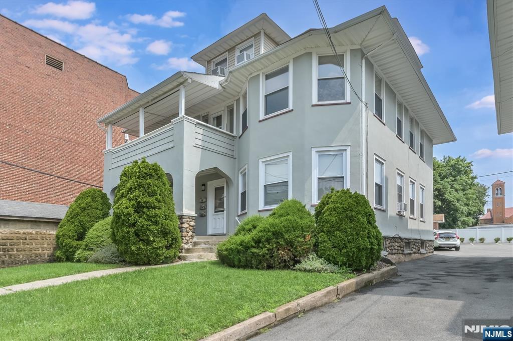 75 Glenridge Avenue - Photo 1