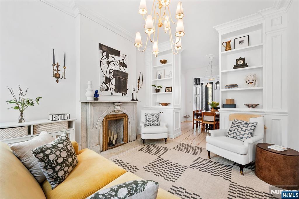 633 Jersey Avenue - Photo 1