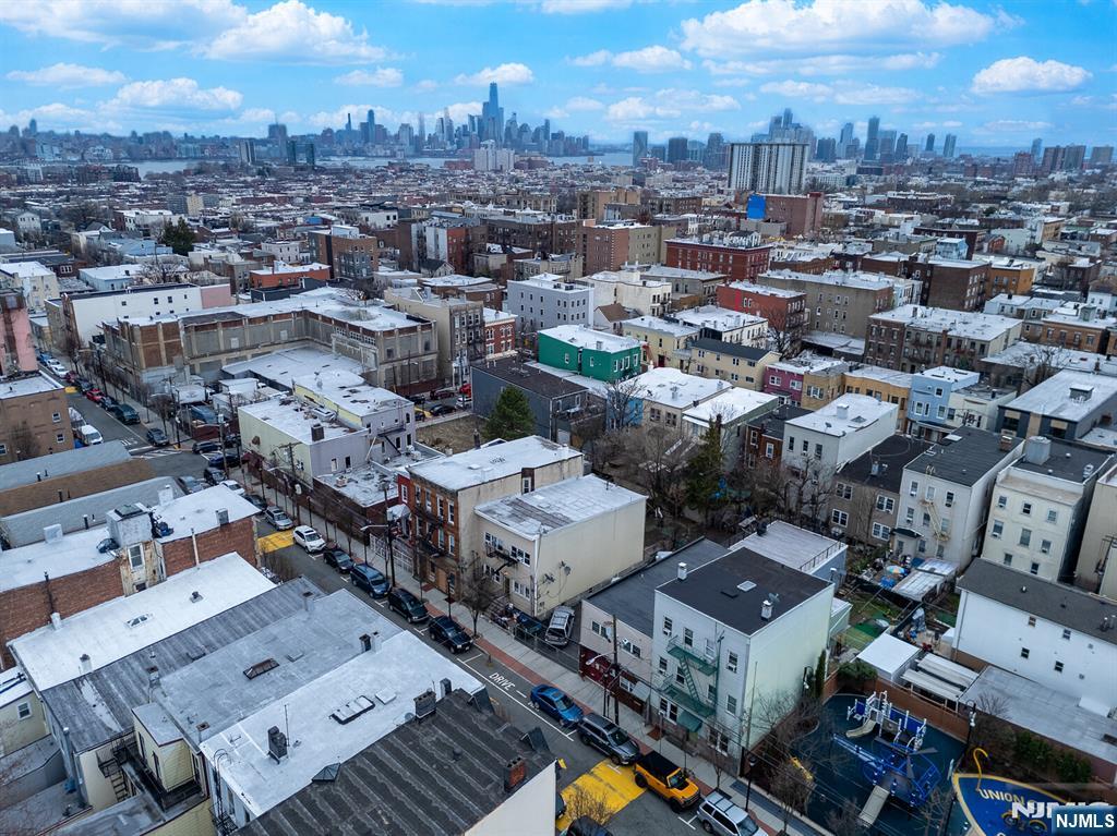 513 11th Street