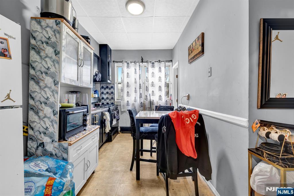 513 11th Street - Photo 5