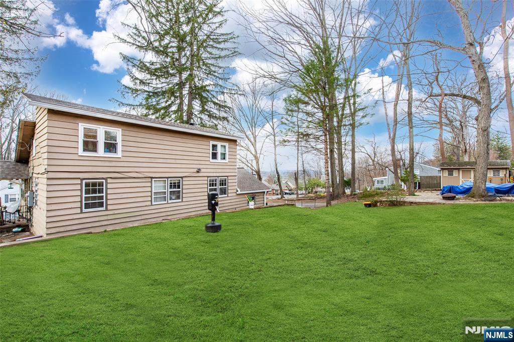 47 Hillside Road