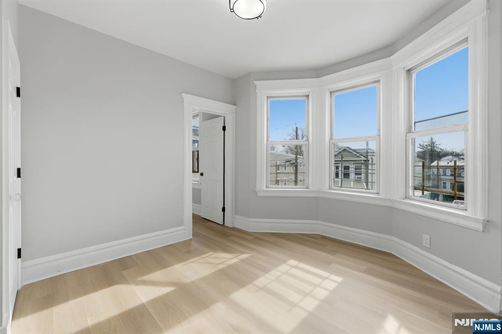 301 Ellis Avenue