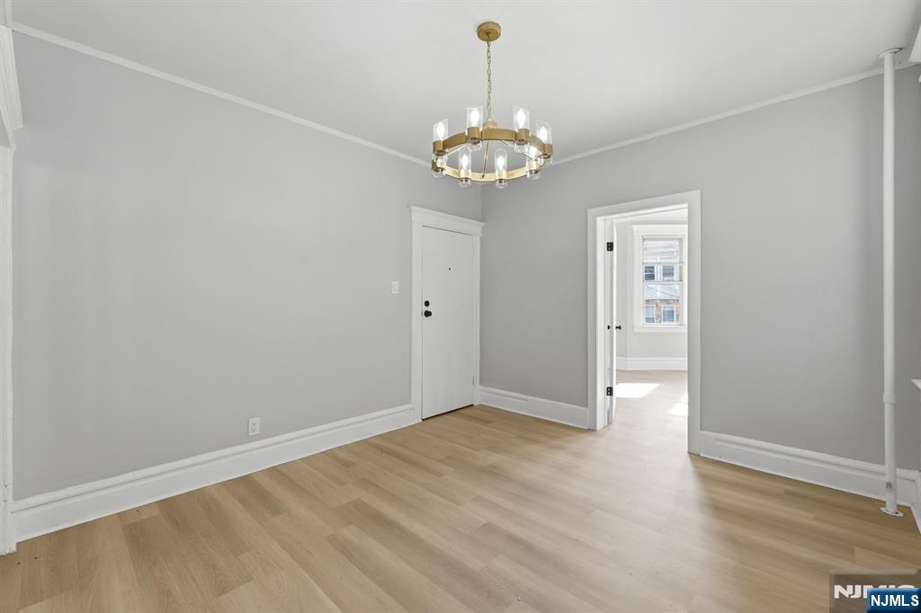 301 Ellis Avenue - Photo 4