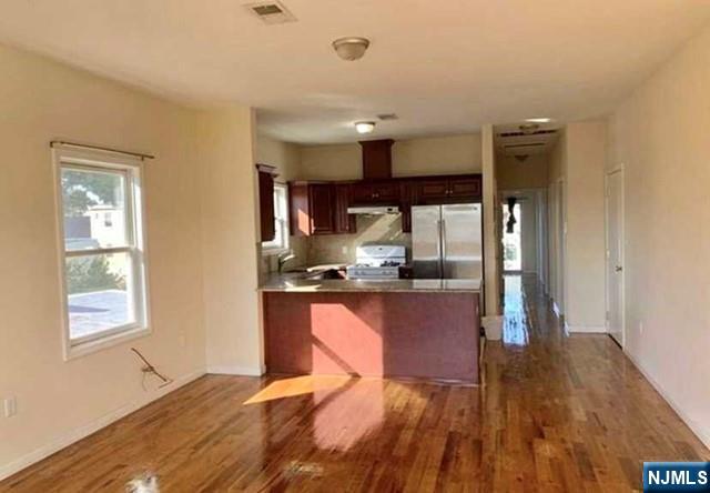 324 Sussex Street 2F - Photo 4