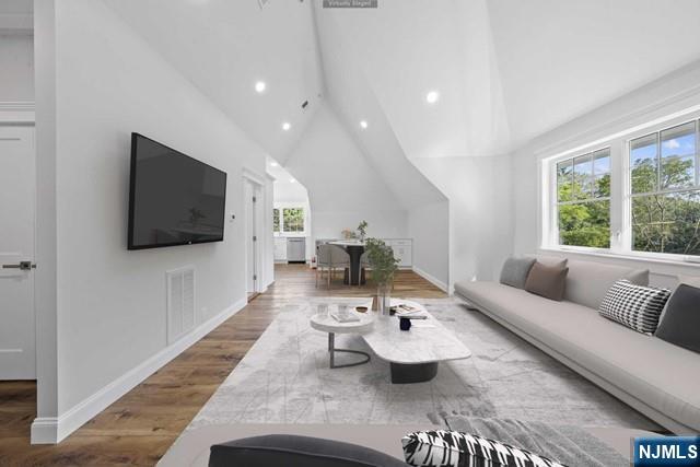 Sunlit Open Concept