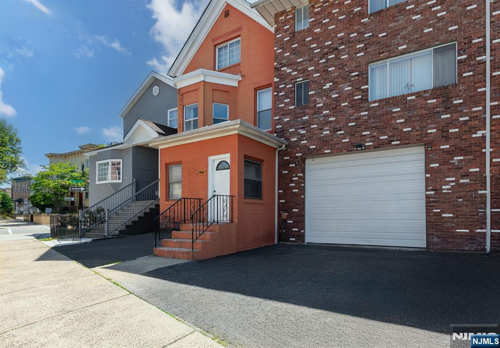 3912 Liberty Avenue, North Bergen, NJ, 07047