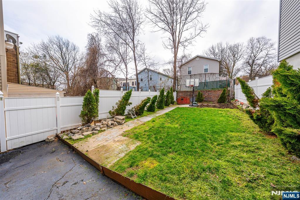 75 Winans Avenue, Newark, NJ, 07108