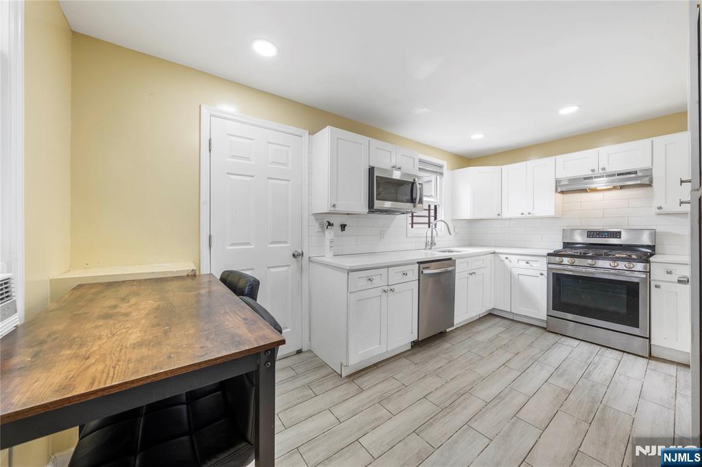 75 Winans Avenue, Newark, NJ, 07108