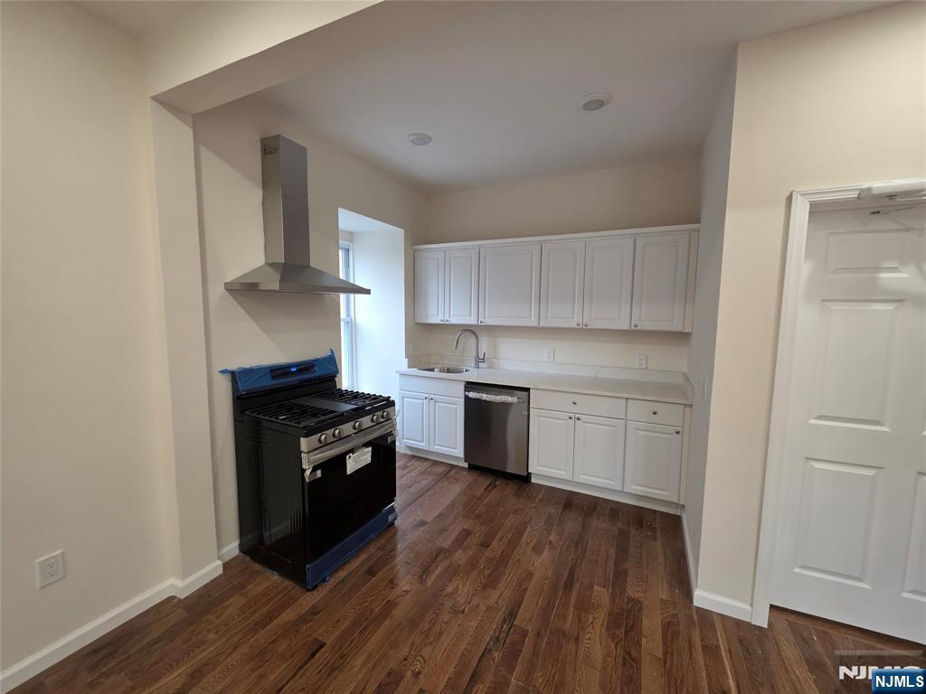 664 Bergen Avenue — photo 27