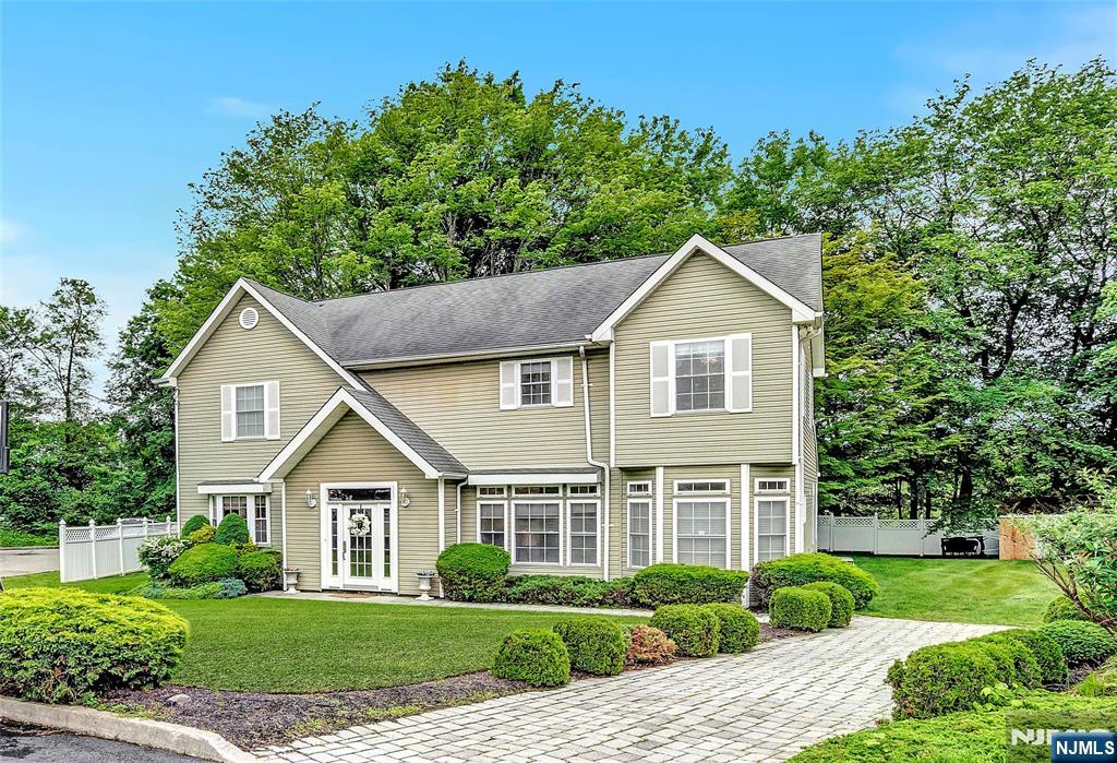 11 Hudson, Englewood Cliffs, NJ, 07632