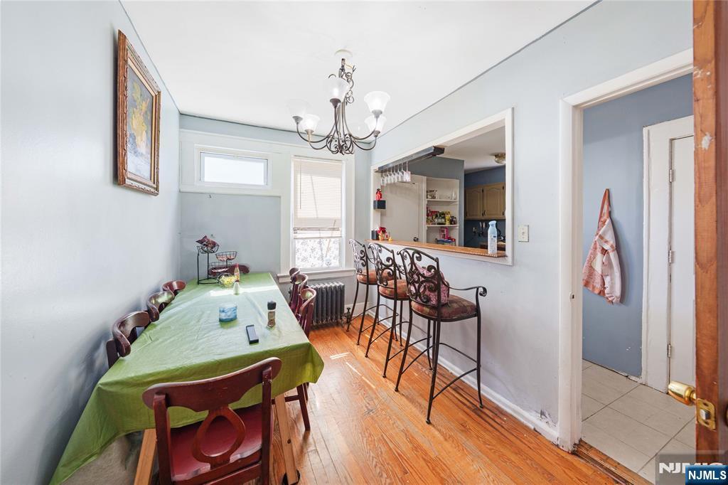 1460 Clinton Avenue - Photo 5