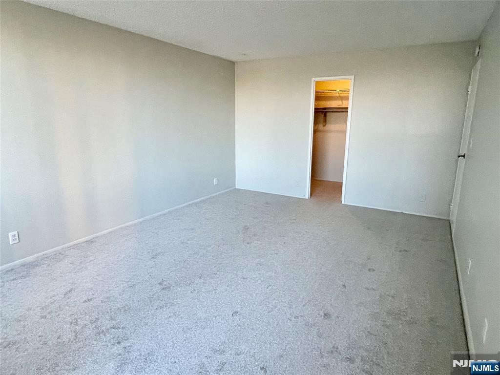 300 Winston Dr #106, Cliffside Park, NJ 07010