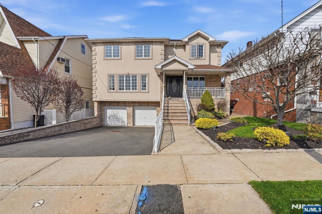 108 Bellevue Avenue, Elmwood Park, NJ, 07407