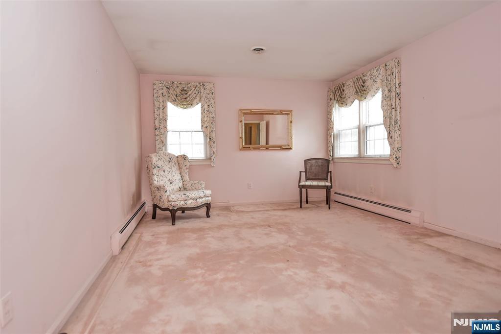 19 Aldbury Drive, Upper Saddle River, NJ, 07458