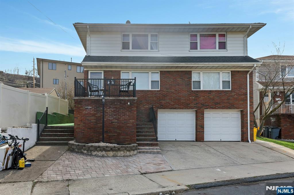 2 Carlen Court - Photo 1