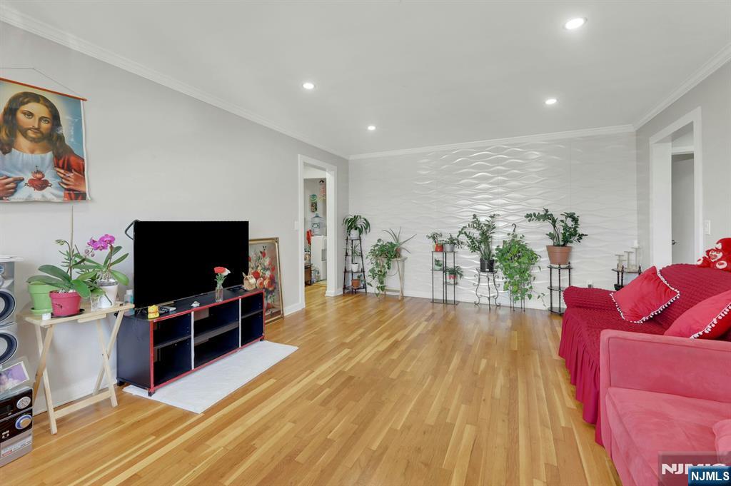 2 Carlen Court - Photo 4