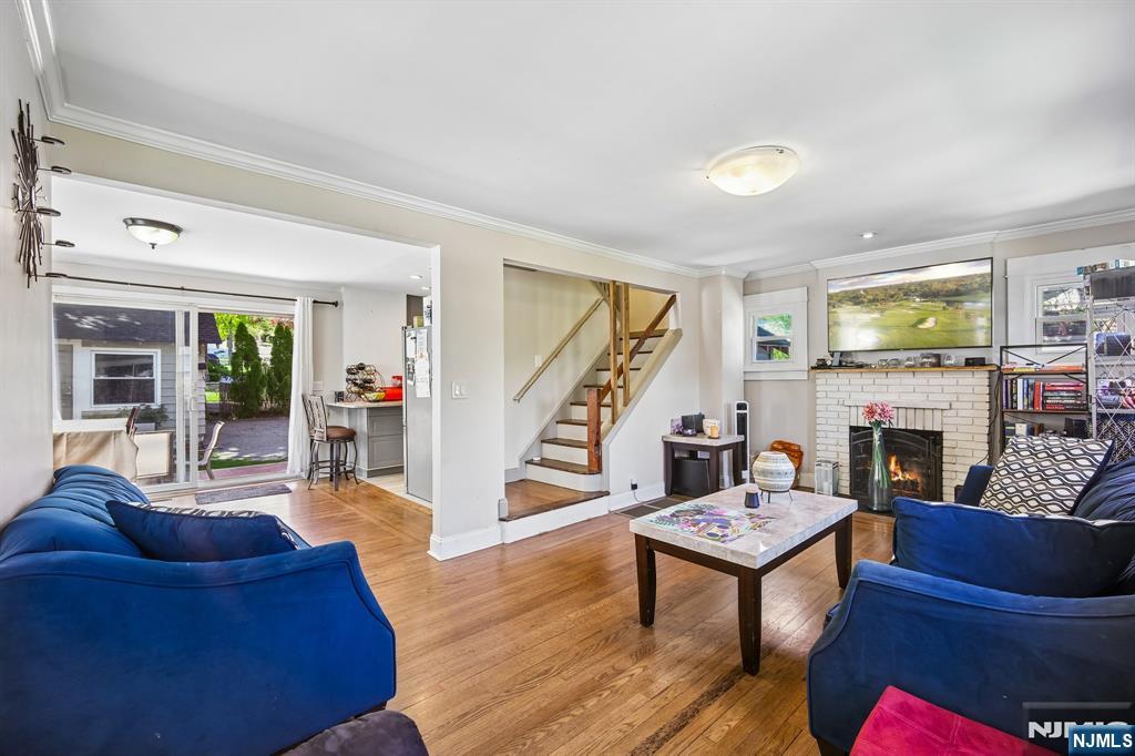 1494 Endicott Ter, Teaneck, NJ 07666