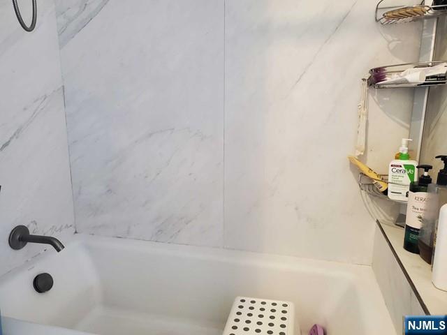 320 Adolphus Avenue #914