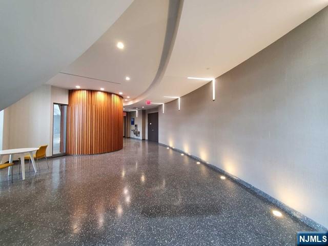 320 Adolphus Avenue #914