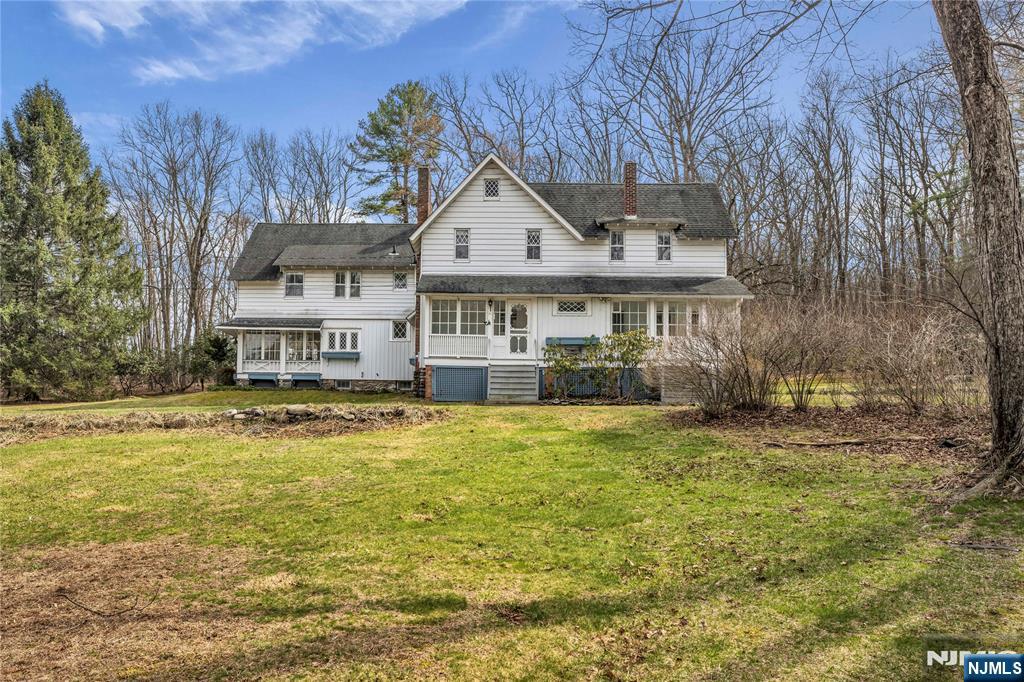 15 Deerhaven Lane