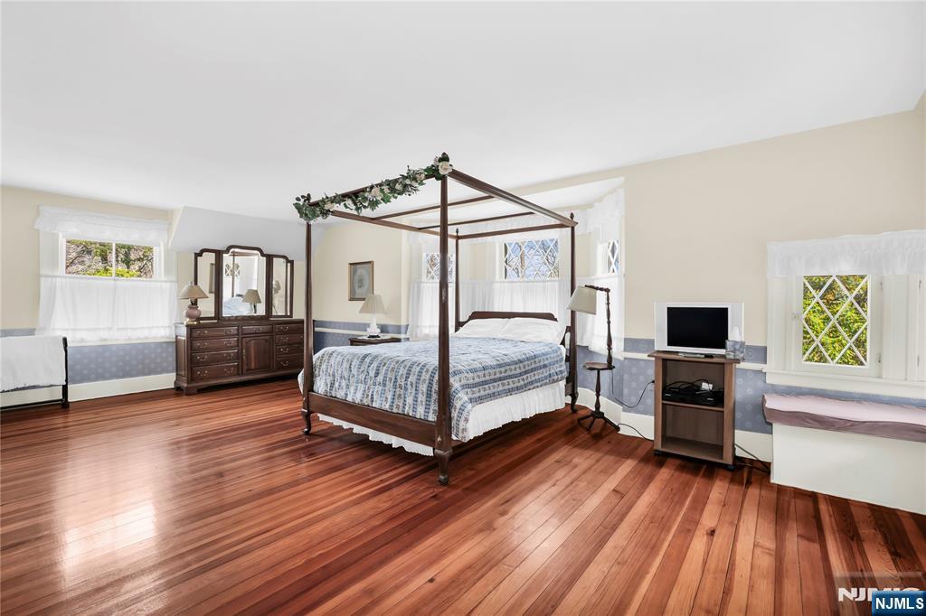15 Deerhaven Lane