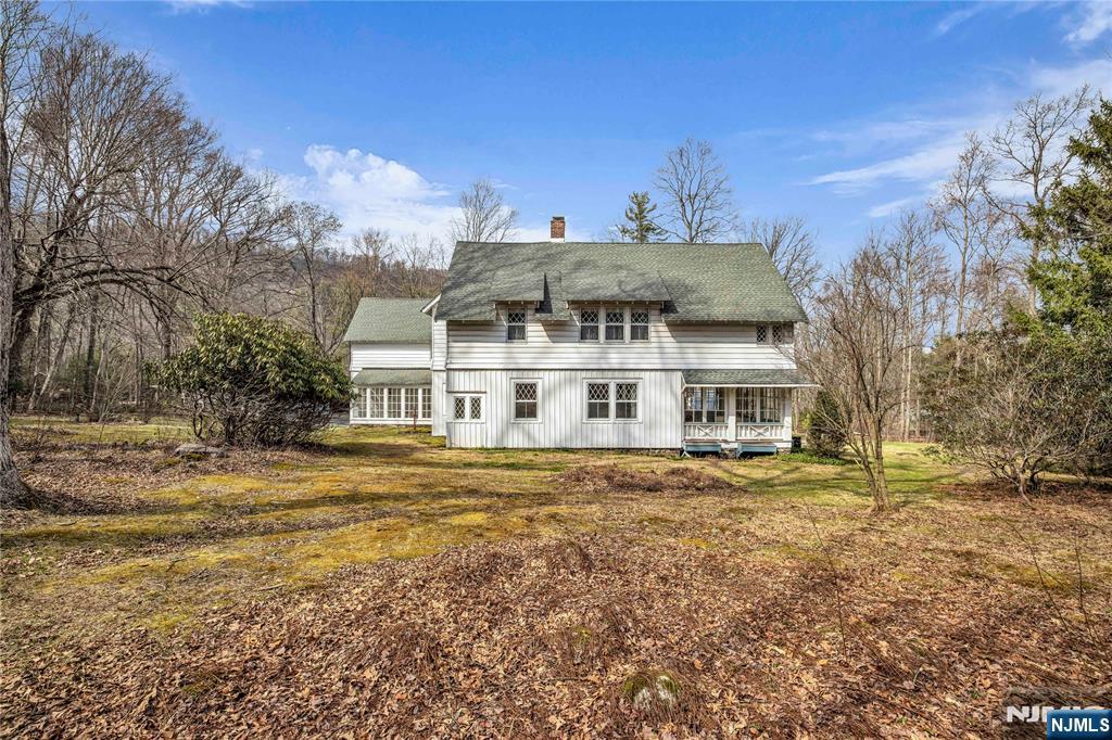 15 Deerhaven Lane