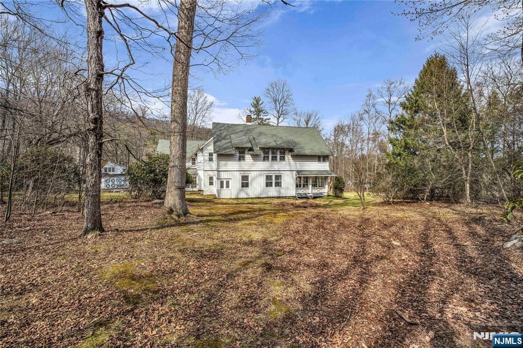 15 Deerhaven Lane