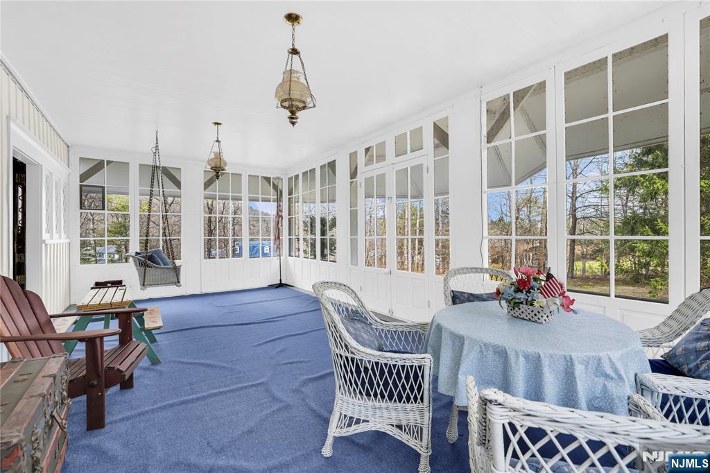 15 Deerhaven Lane