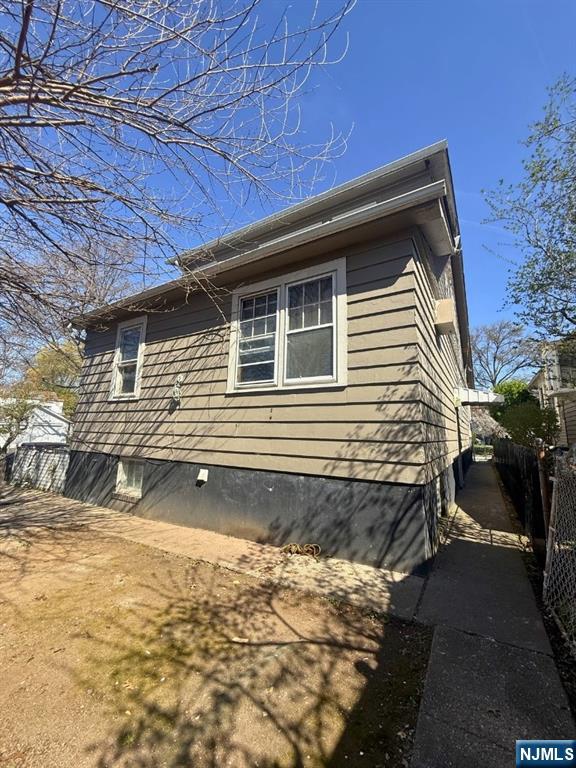 12-14 Hillcrest Road - Photo 2