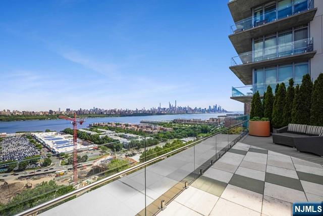 320 Adolphus Avenue #1104