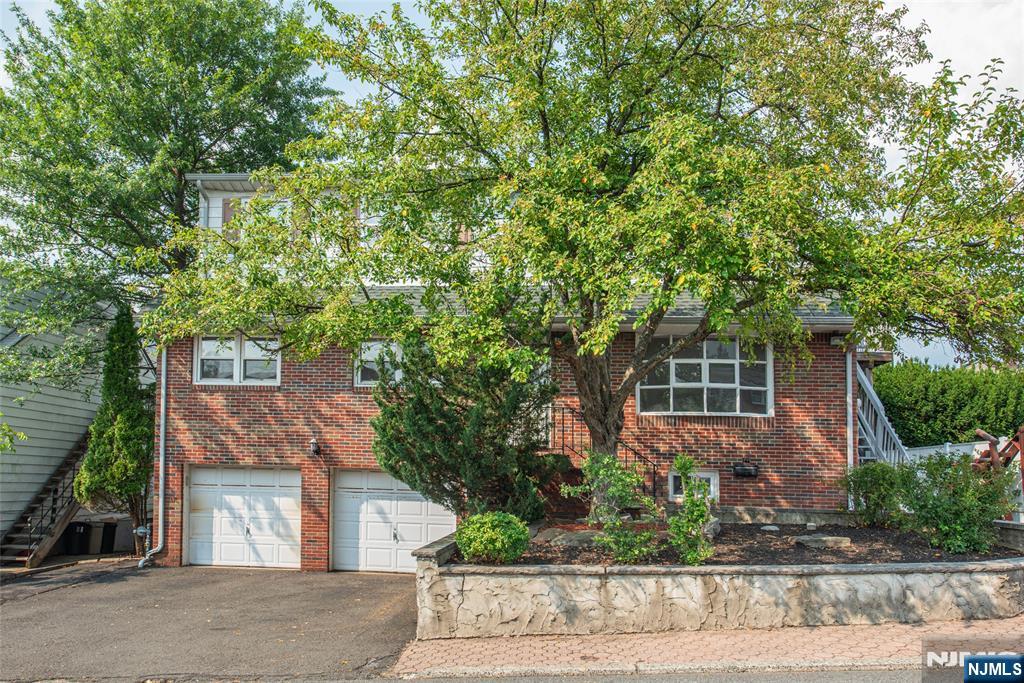 48 Whittaker - Photo 2