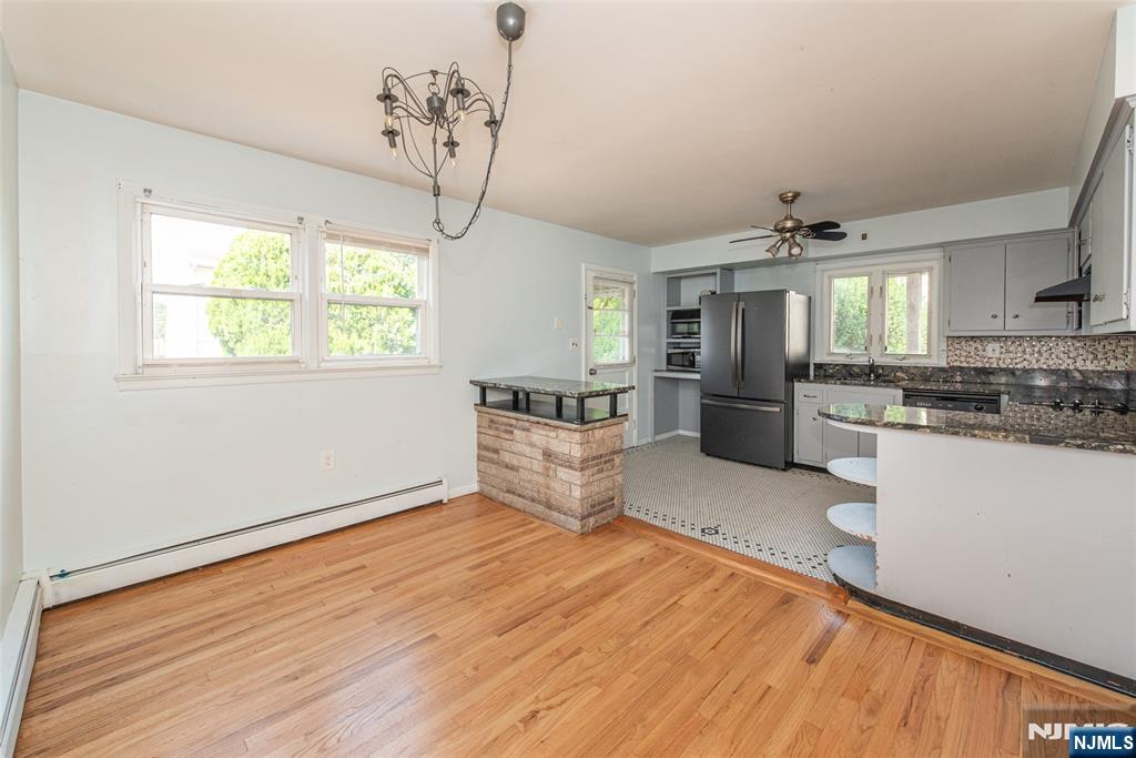 48 Whittaker - Photo 4