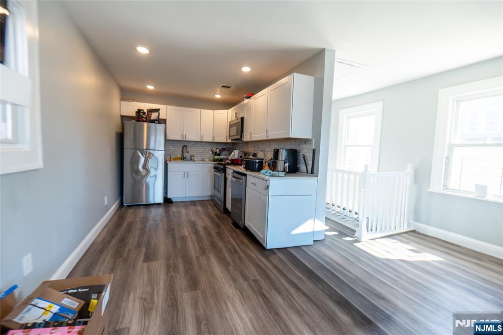 289 Leonia Avenue - Photo 5