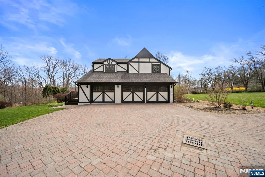 6 Jonathan Smith Road