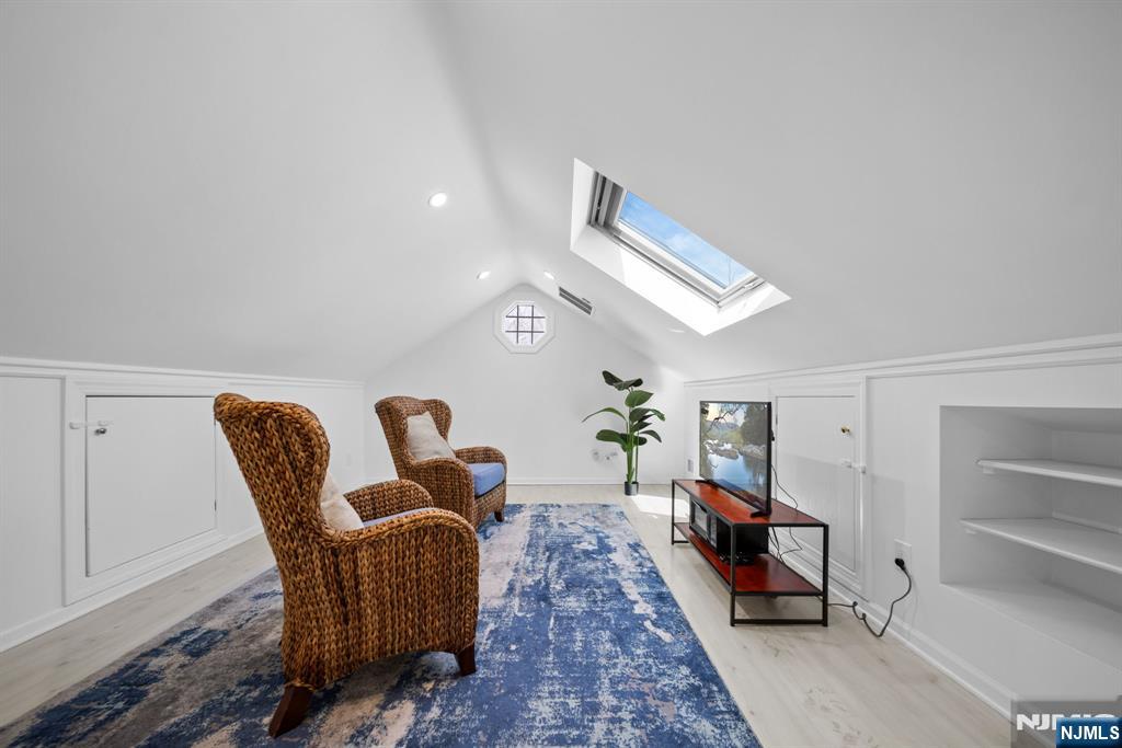 6 Jonathan Smith Road