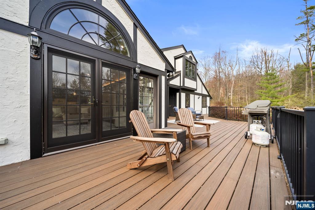 6 Jonathan Smith Road