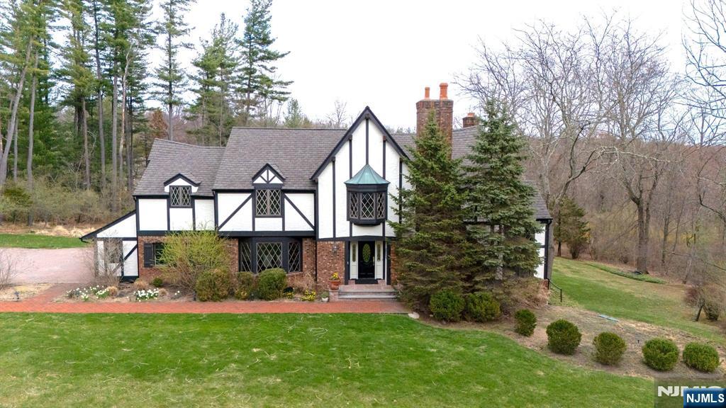 6 Jonathan Smith Road