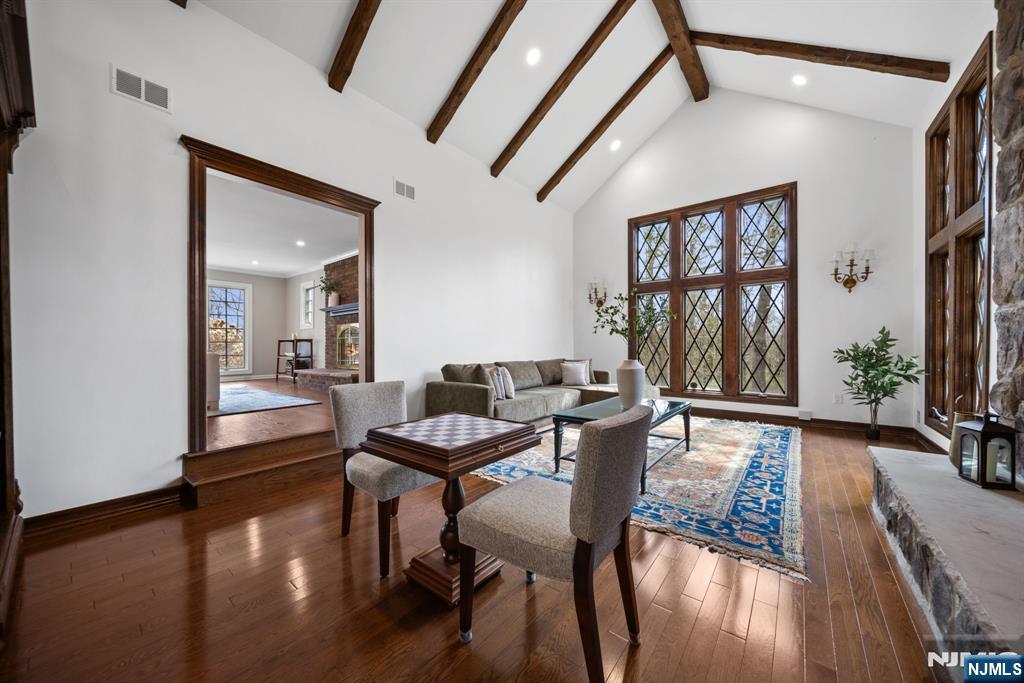 6 Jonathan Smith Road