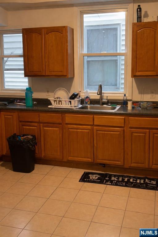 185 Seymour Avenue - Photo 5