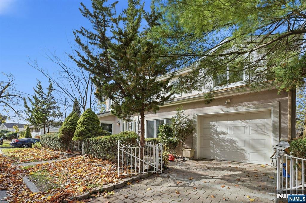 703 Stewart Street