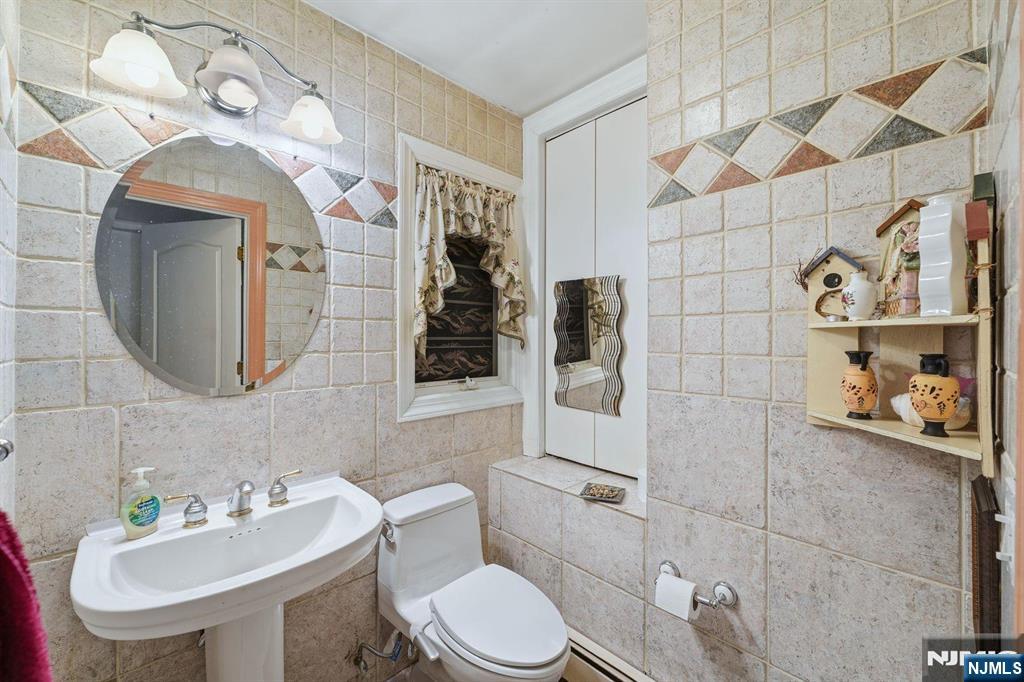 703 Stewart Street, Ridgefield, NJ, 07657