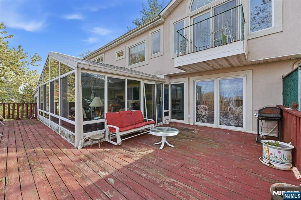 703 Stewart Street, Ridgefield, NJ, 07657