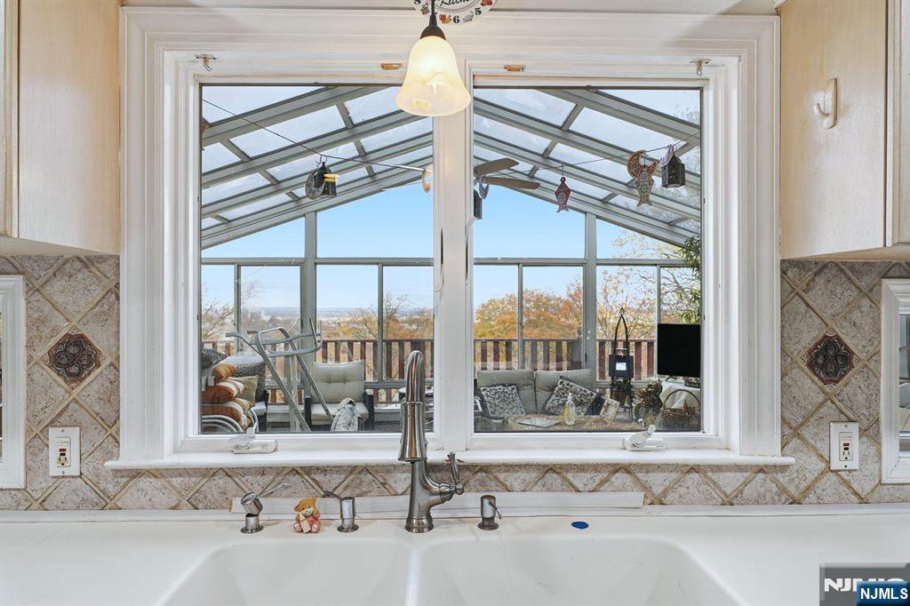 703 Stewart Street, Ridgefield, NJ, 07657